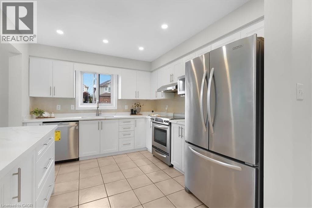 Detached for sale at 3 APPLE RIDGE Drive, Doon South, Kitchener, Ontario, photo 11