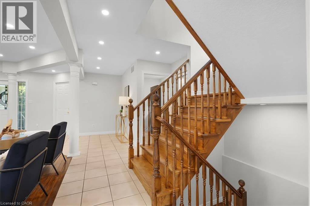 Detached for sale at 3 APPLE RIDGE Drive, Doon South, Kitchener, Ontario, photo 18
