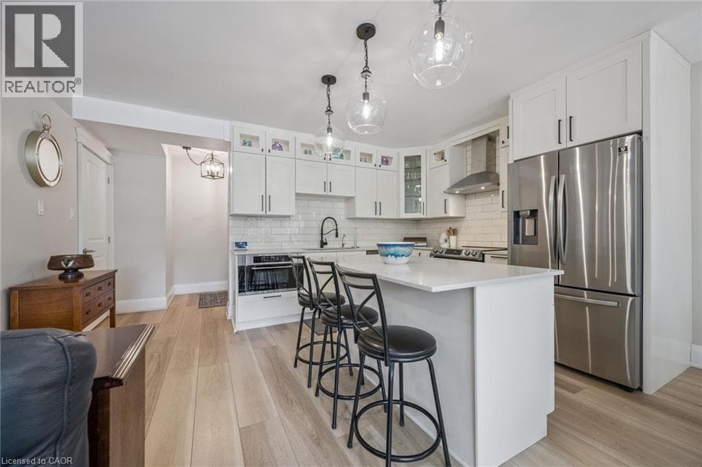 Apartment for sale at 688 PRESTON Parkway Unit# 101, Preston Heights, Cambridge, Ontario, photo 2