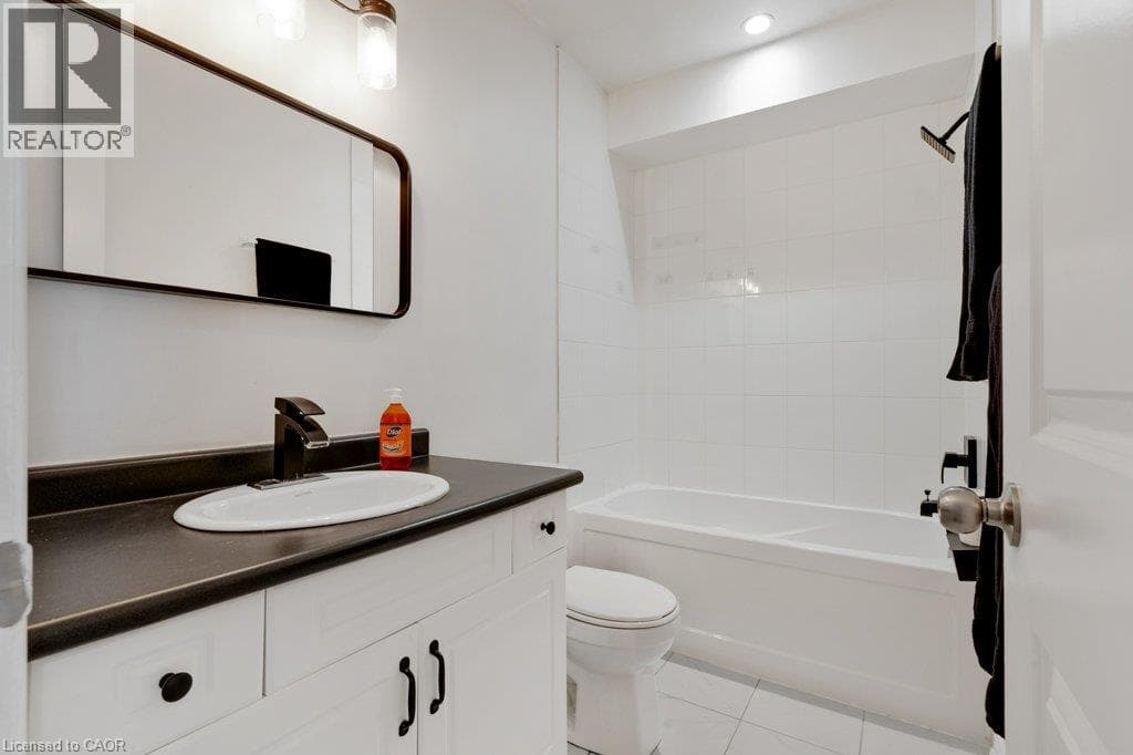 Townhouse for sale at 397 WESTWOOD Drive Unit# B, Westmount, Kitchener, Ontario, photo 22