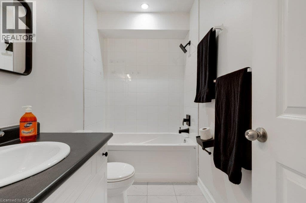 Townhouse for sale at 397 WESTWOOD Drive Unit# B, Westmount, Kitchener, Ontario, photo 23