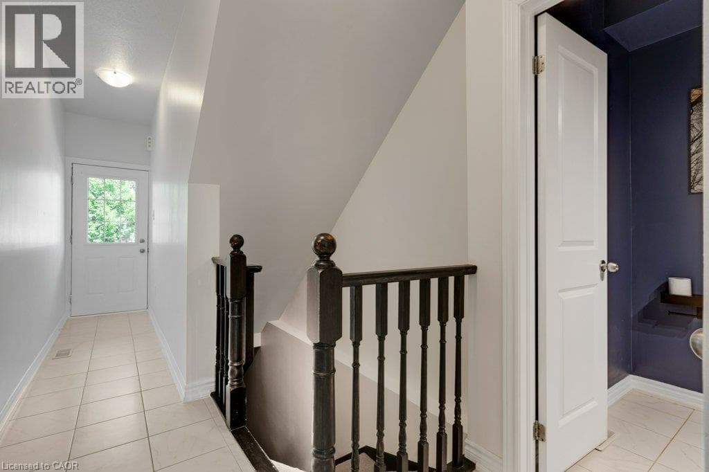 Townhouse for sale at 397 WESTWOOD Drive Unit# B, Westmount, Kitchener, Ontario, photo 8
