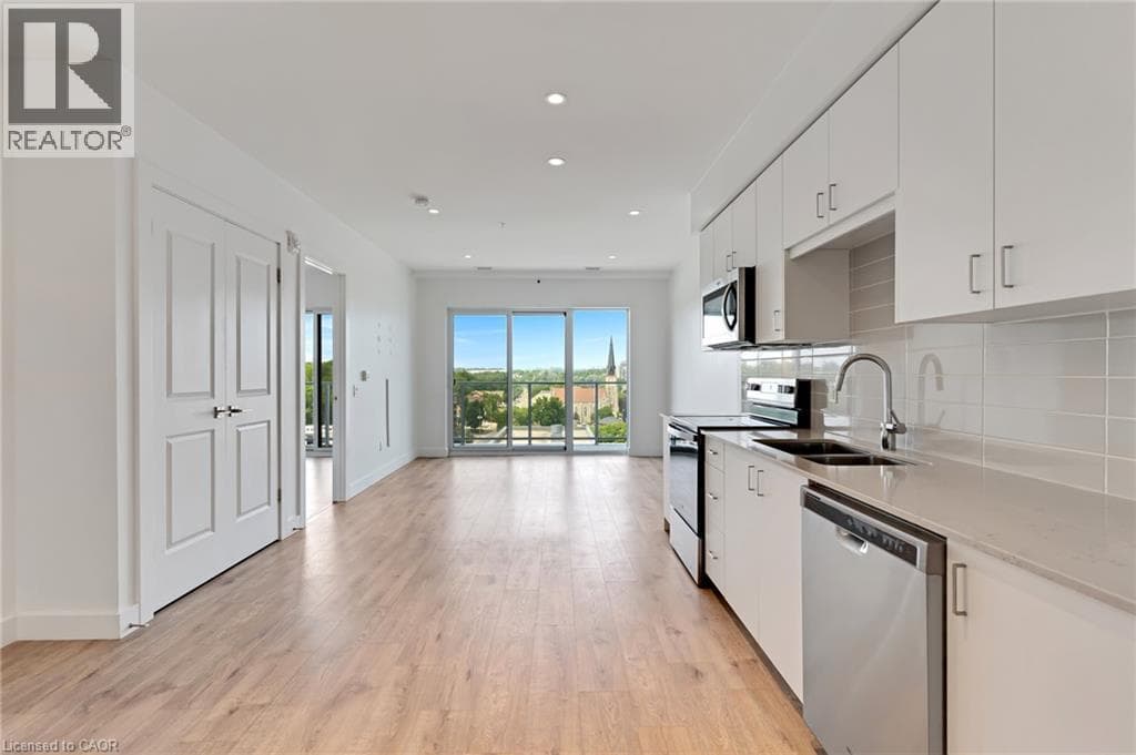50 GRAND Avenue S Unit# 903