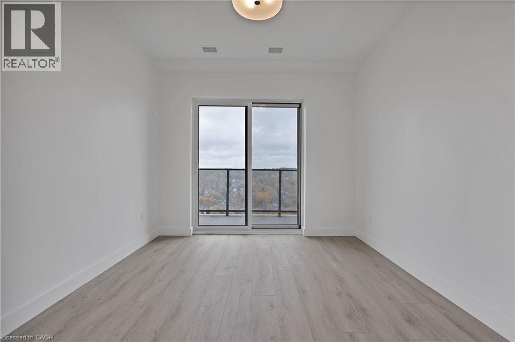 Apartment for sale at 15 GLEBE Street Unit# 1904, Downtown Galt, Cambridge, Ontario, photo 8