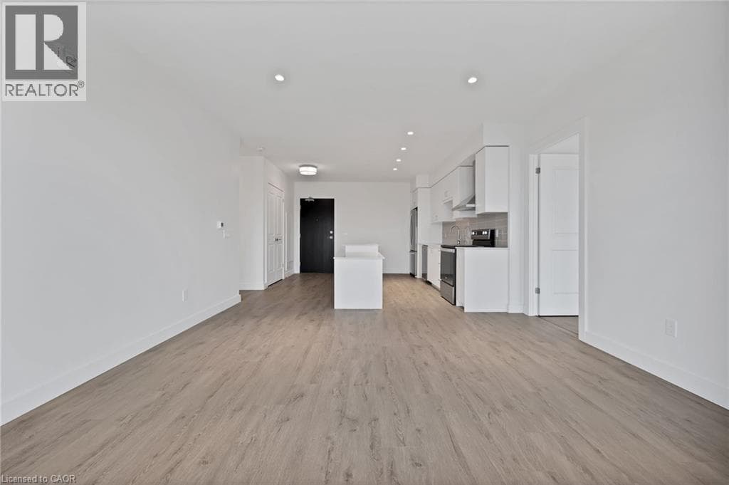 Apartment for sale at 15 GLEBE Street Unit# 1904, Downtown Galt, Cambridge, Ontario, photo 4