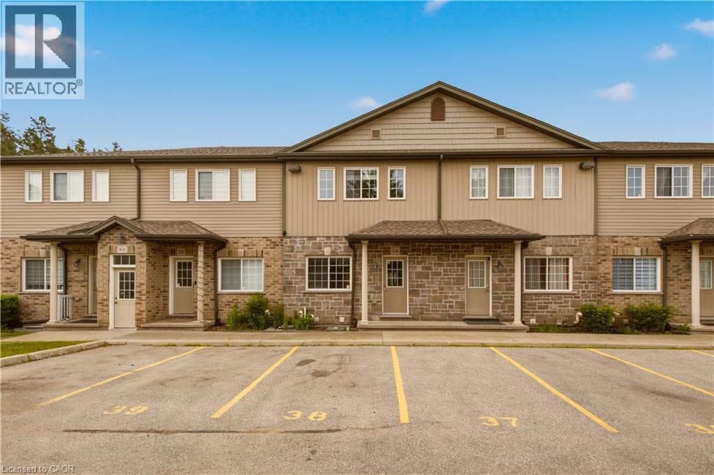 Townhouse for sale at 1180 COUNTRYSTONE Drive Unit# 14, Highland West, Kitchener, Ontario, photo 3