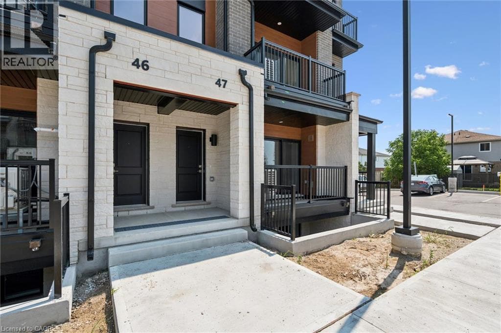 Townhouse for sale at 525 ERINBROOK Drive Unit# B047, Country Hills West, Kitchener, Ontario, photo 3
