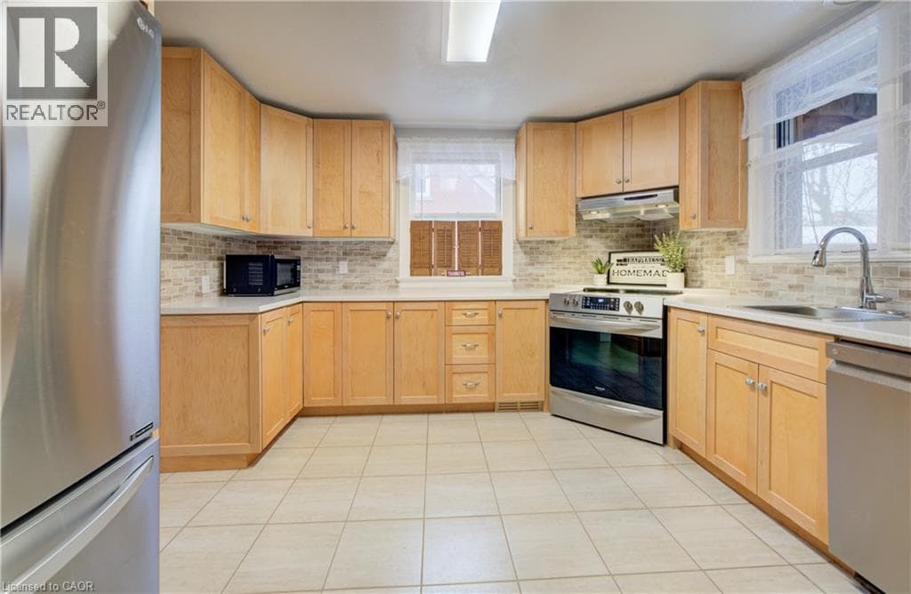 Detached for sale at 76 BRENTWOOD Avenue, Eastwood, Kitchener, Ontario, photo 7
