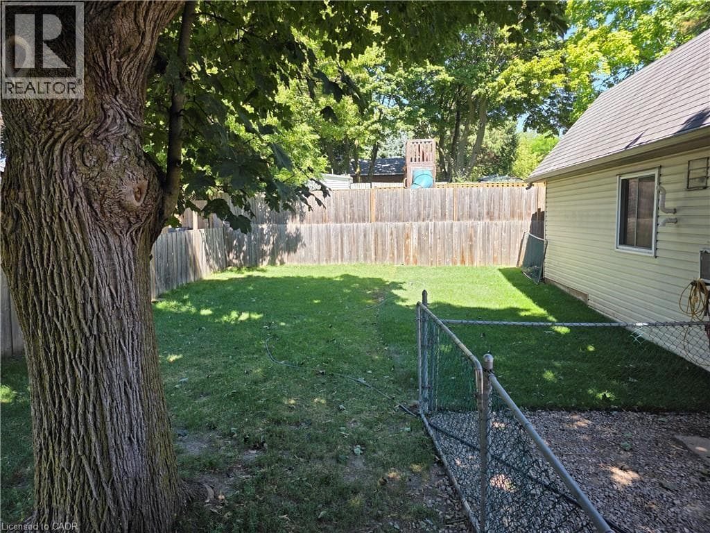 Detached for sale at 76 BRENTWOOD Avenue, Eastwood, Kitchener, Ontario, photo 38