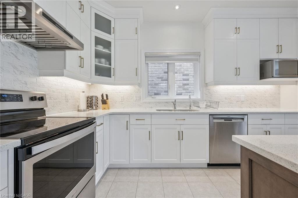 Detached for sale at 153 RIVERTRAIL Avenue, Grand River South, Kitchener, Ontario, photo 9
