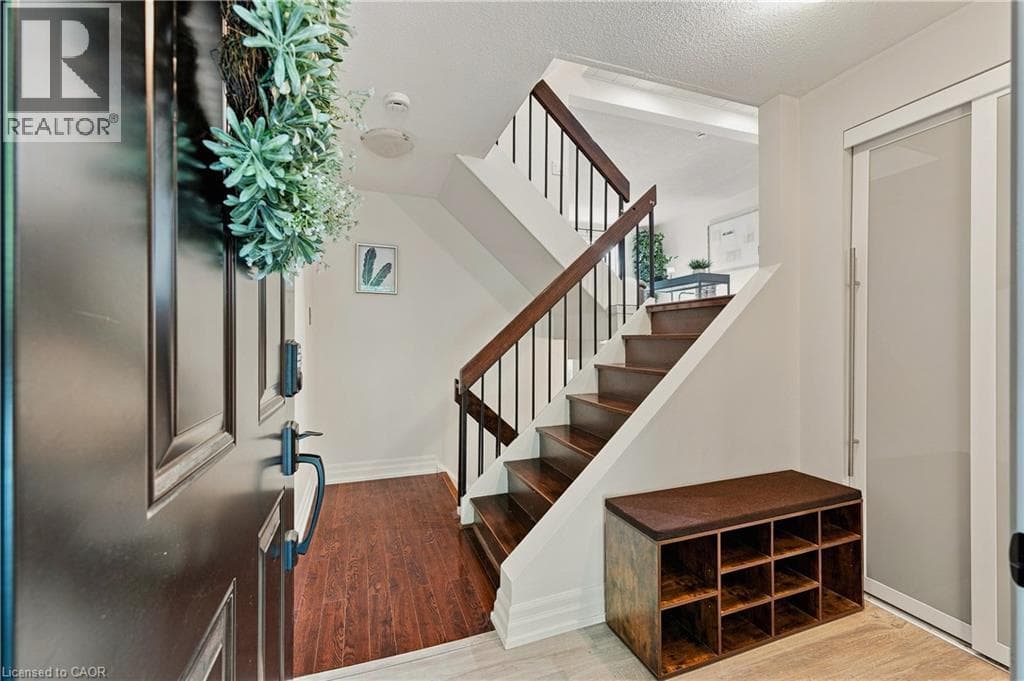 Townhouse for sale at 220 SALISBURY Avenue Unit# 13, Victoria Highlands, Cambridge, Ontario, photo 3
