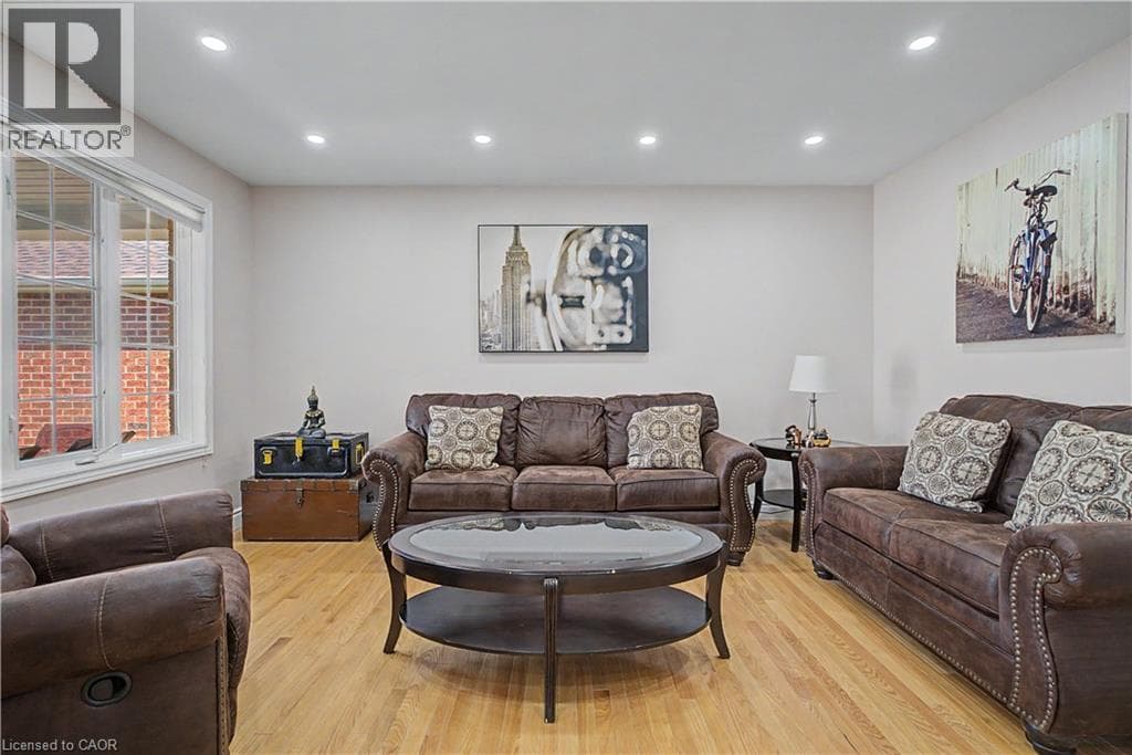 Detached for sale at 63 BRISBANE Drive, Country Hills East, Kitchener, Ontario, photo 11