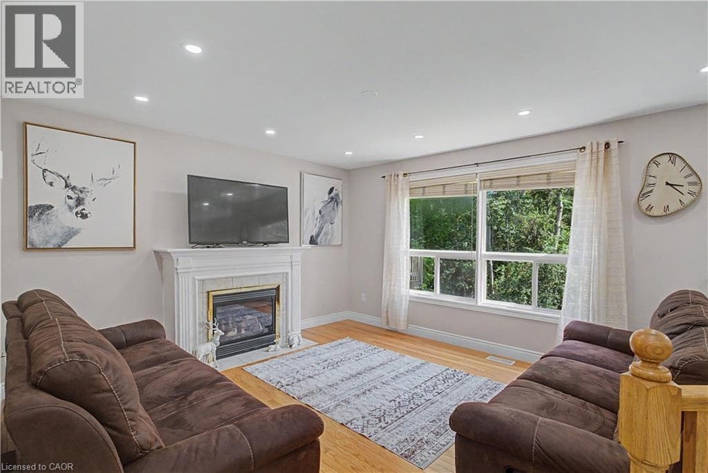 Detached for sale at 63 BRISBANE Drive, Country Hills East, Kitchener, Ontario, photo 13