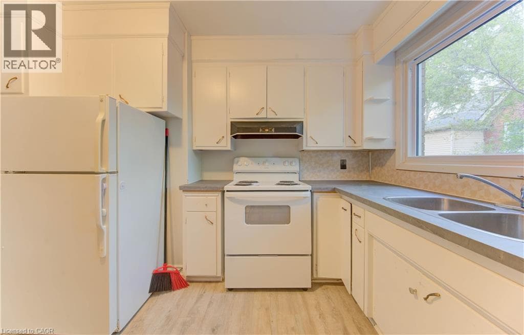 Multi-family for sale at 50 GORDON Avenue, Central Frederick, Kitchener, Ontario, photo 13