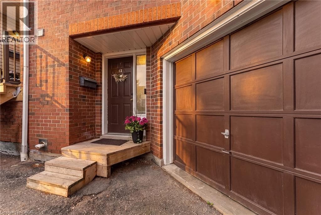 Townhouse for sale at 465 BEECHWOOD Place Unit# 12, Northdale, Waterloo, Ontario, photo 2