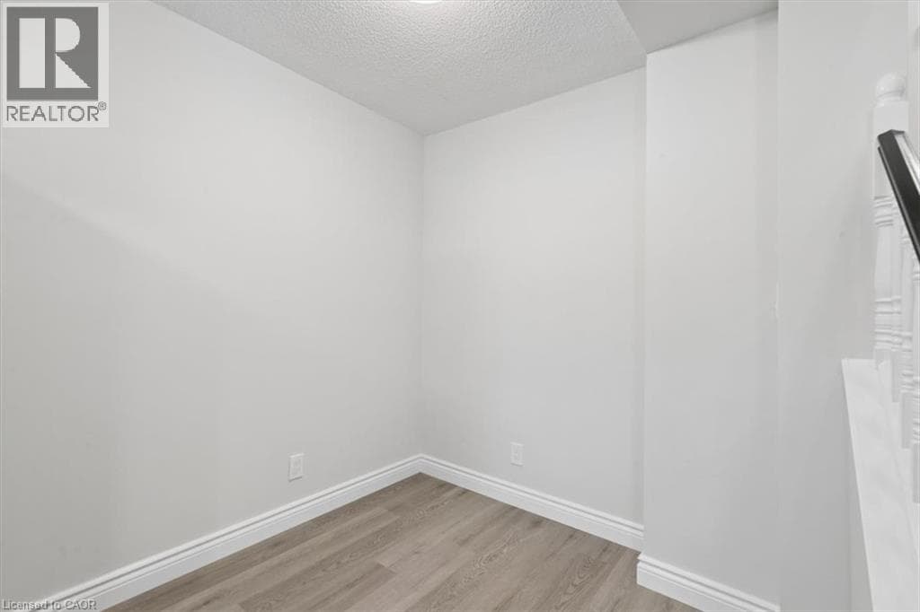 Townhouse for sale at 211 VERONICA Drive Unit# 8, Chicopee, Kitchener, Ontario, photo 9