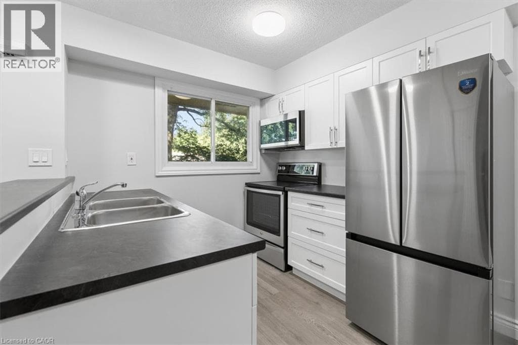 Townhouse for sale at 211 VERONICA Drive Unit# 8, Chicopee, Kitchener, Ontario, photo 6