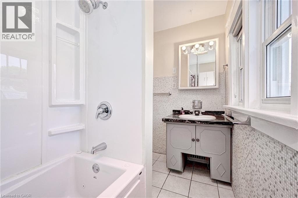 Detached for sale at 147 COURTLAND Avenue E, Mill Courtland Woodside Park, Kitchener, Ontario, photo 23