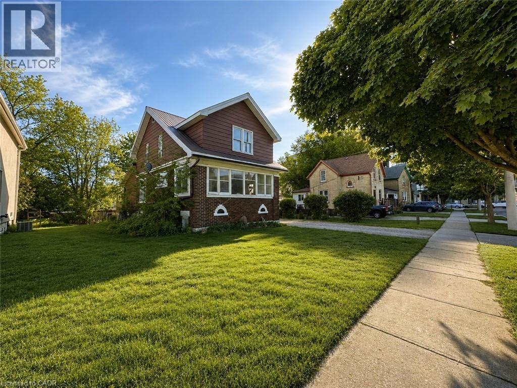 Detached for sale at 27 OAK Street, Downtown Kitchener, Kitchener, Ontario, photo 7