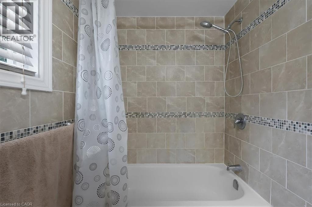 Semi-detached for sale at 421 BAIRSTOW Crescent, University Downs, Waterloo, Ontario, photo 17