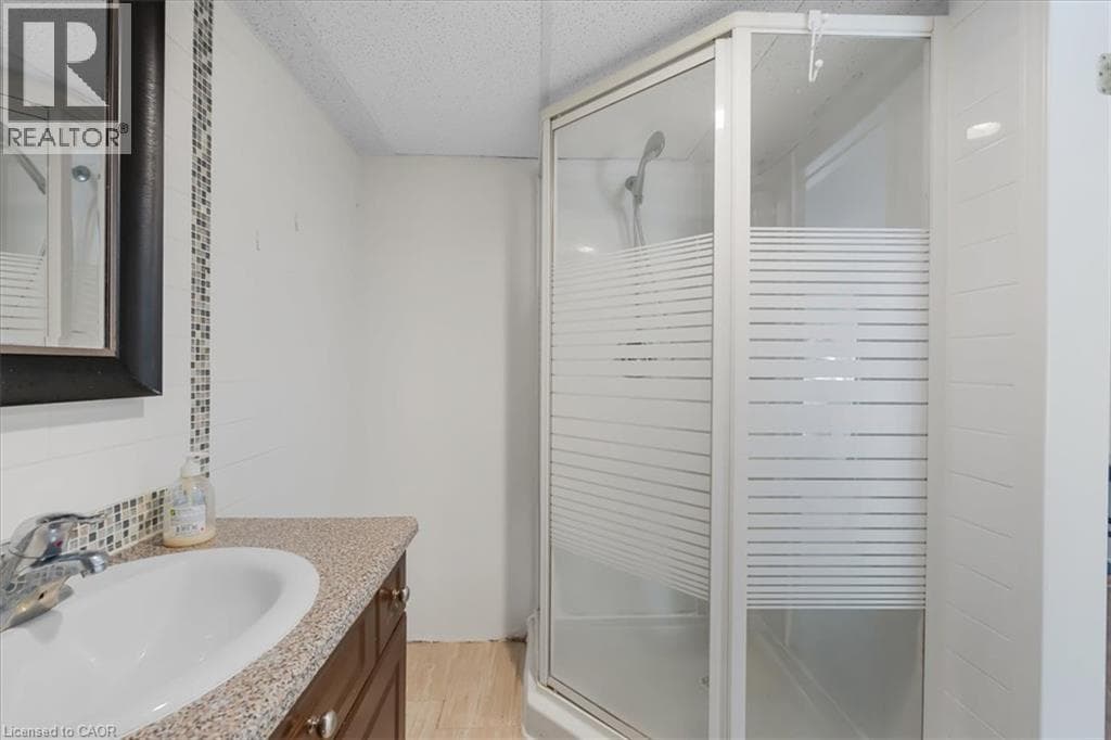 Semi-detached for sale at 421 BAIRSTOW Crescent, University Downs, Waterloo, Ontario, photo 29
