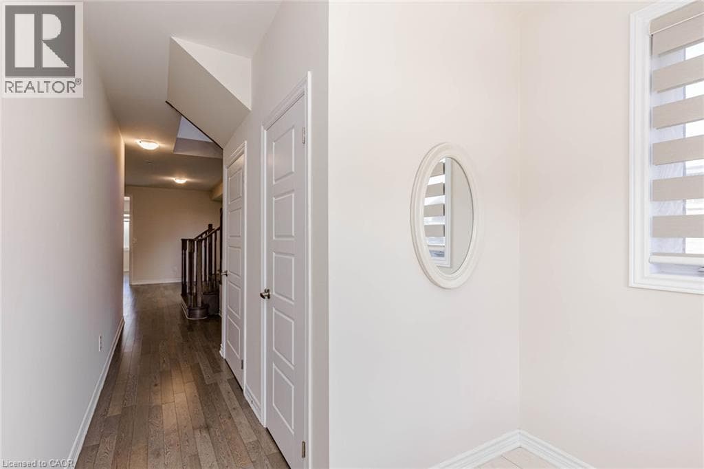 Detached for sale at 18 SANTO Court, Breslau, Woolwich, Ontario, photo 5
