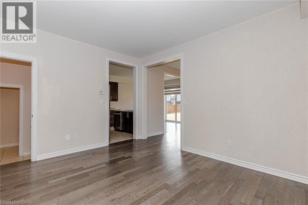 Detached for sale at 18 SANTO Court, Breslau, Woolwich, Ontario, photo 7