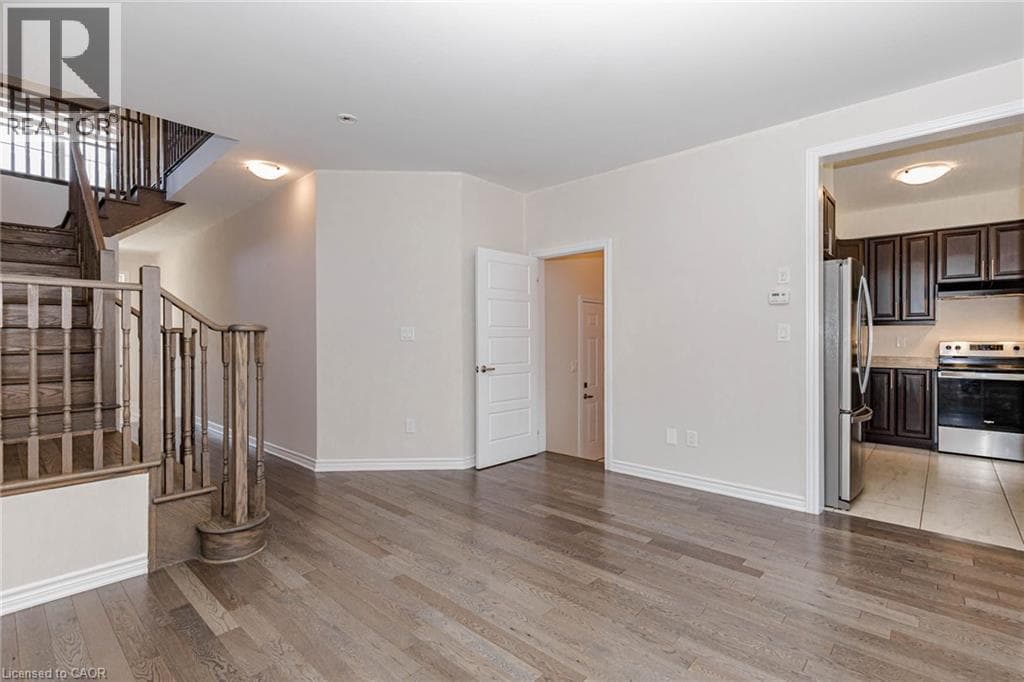 Detached for sale at 18 SANTO Court, Breslau, Woolwich, Ontario, photo 8