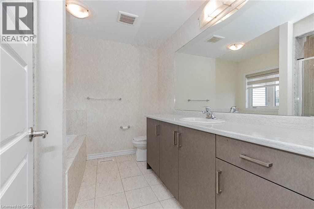 Detached for sale at 18 SANTO Court, Breslau, Woolwich, Ontario, photo 33