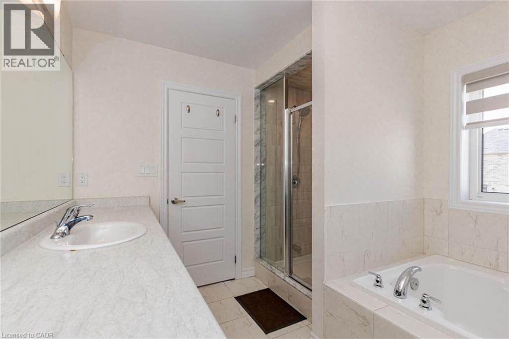Detached for sale at 18 SANTO Court, Breslau, Woolwich, Ontario, photo 34