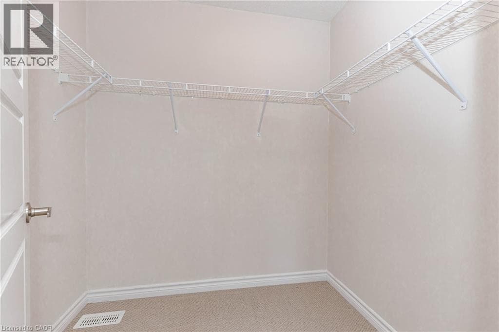 Detached for sale at 18 SANTO Court, Breslau, Woolwich, Ontario, photo 32