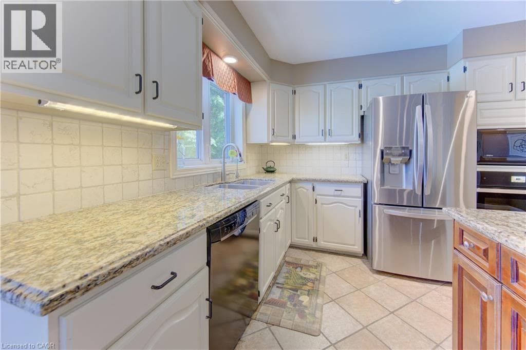 Detached for sale at 97 MANITOULIN Crescent, Chicopee, Kitchener, Ontario, photo 15