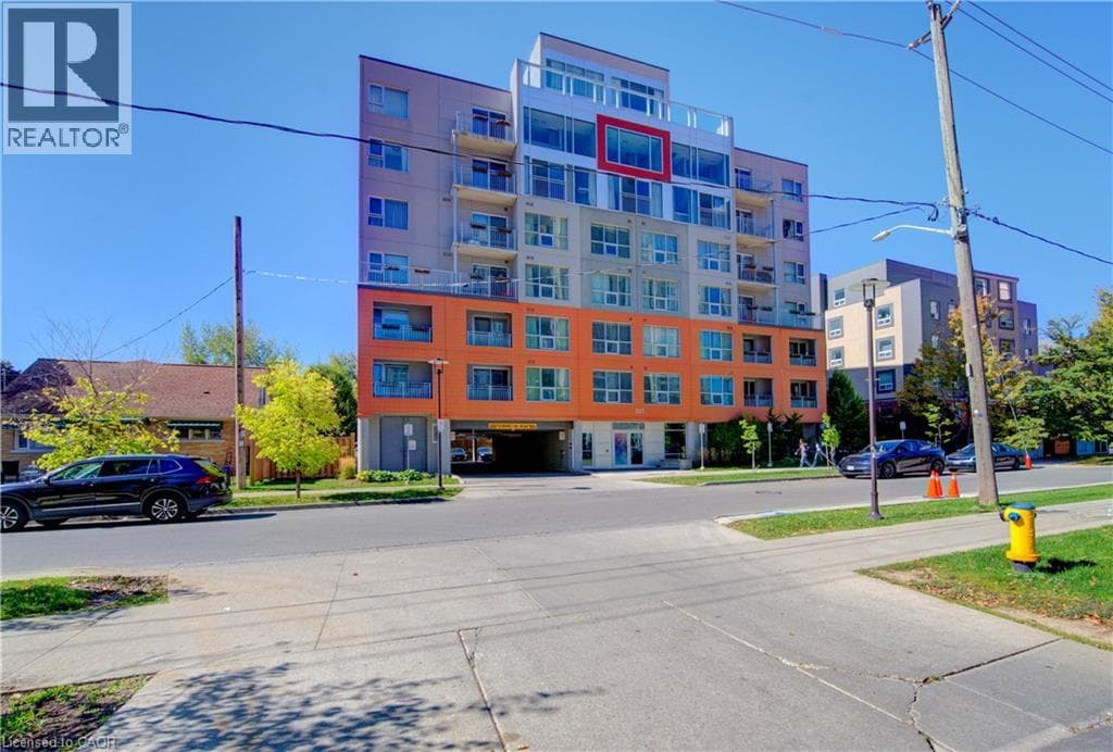 321 SPRUCE Street Unit# 102
