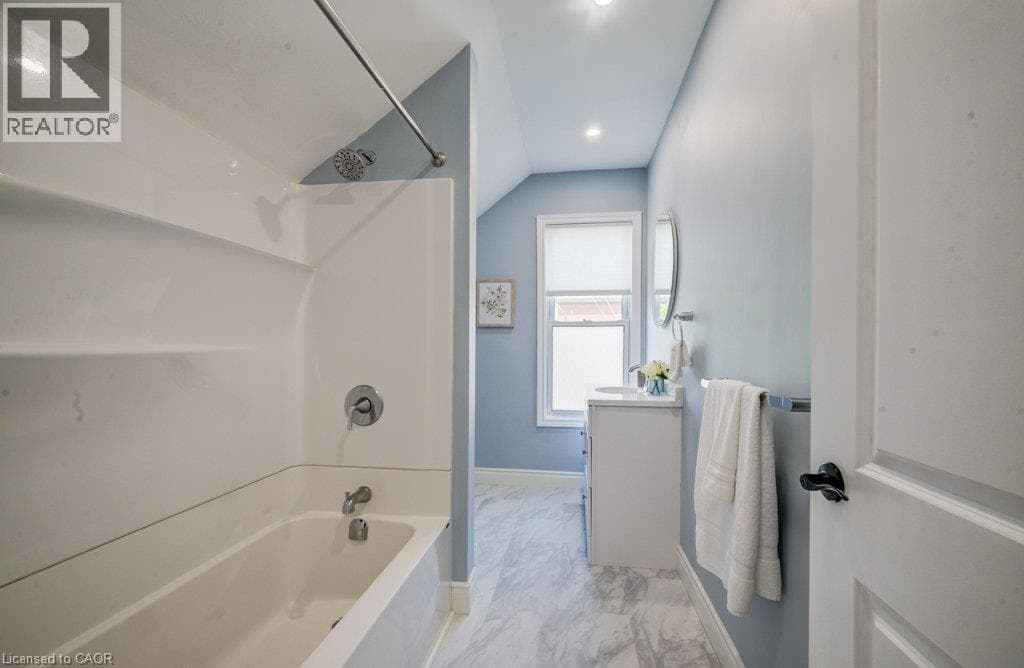 Detached for sale at 185 STRANGE Street, Midtown, Kitchener, Ontario, photo 25