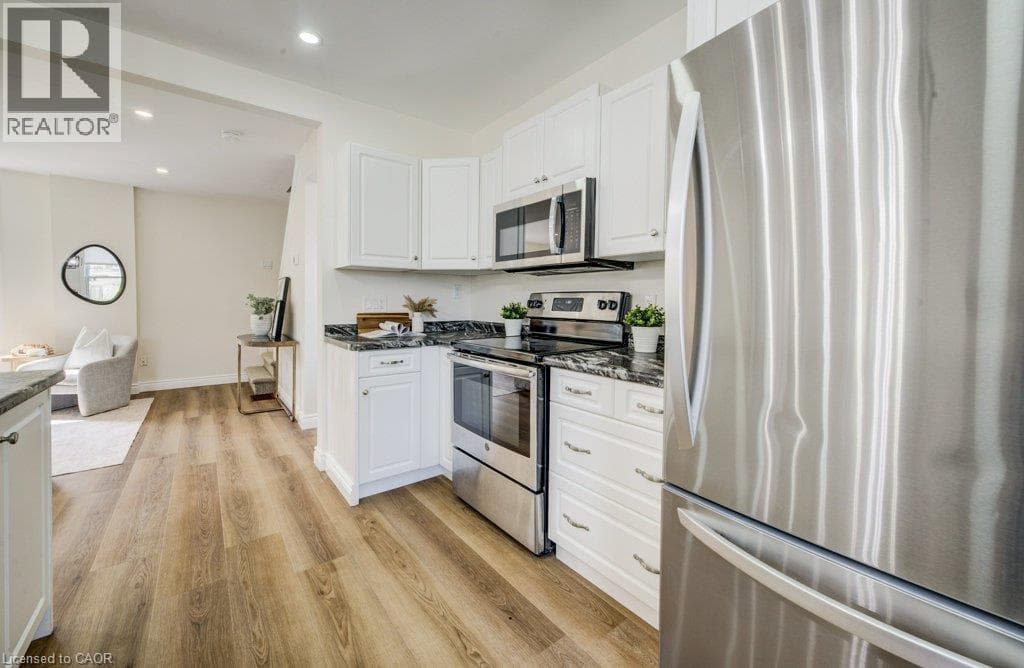 Detached for sale at 185 STRANGE Street, Midtown, Kitchener, Ontario, photo 16