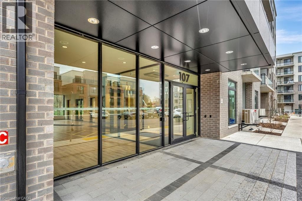Apartment for sale at 107 ROGER Street Unit# 101, Mary Allen, Waterloo, Ontario, photo 2