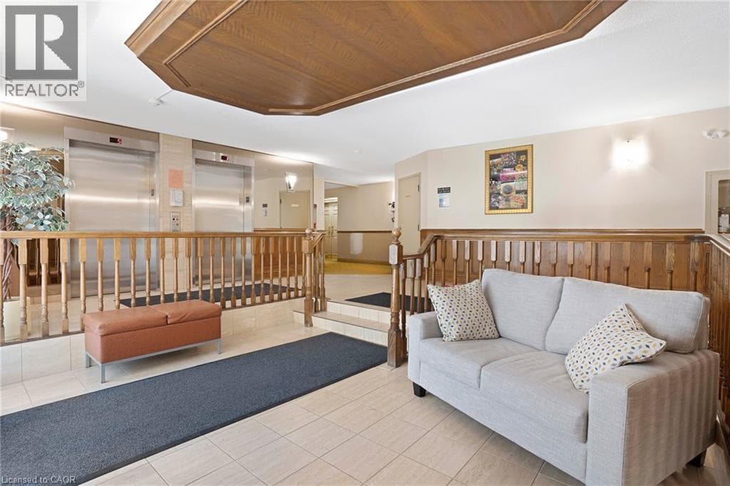 Apartment for sale at 3267 KING Street E Unit# 505, Chicopee, Kitchener, Ontario, photo 3