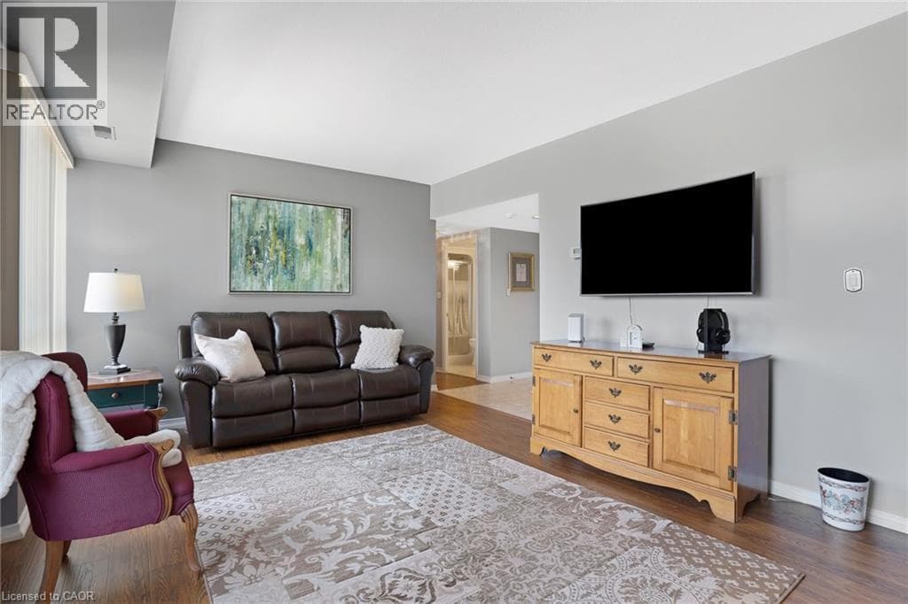 Apartment for sale at 3267 KING Street E Unit# 505, Chicopee, Kitchener, Ontario, photo 5