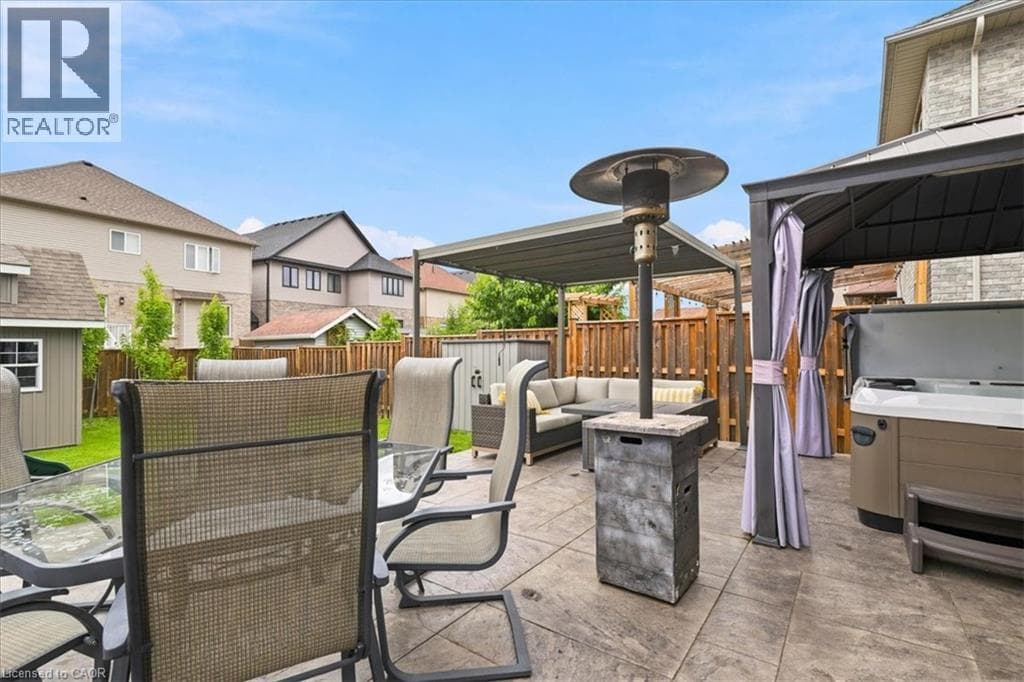 Detached for sale at 921 EDEN OAK Court, Grand River South, Kitchener, Ontario, photo 39