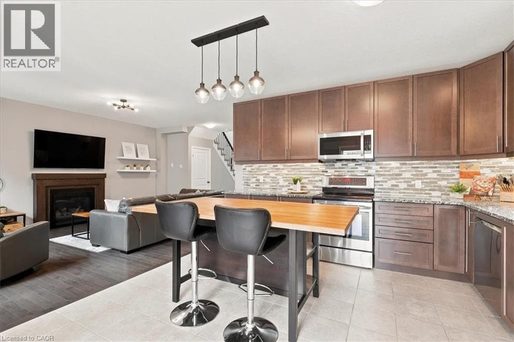 Detached for sale at 921 EDEN OAK Court, Grand River South, Kitchener, Ontario, photo 13