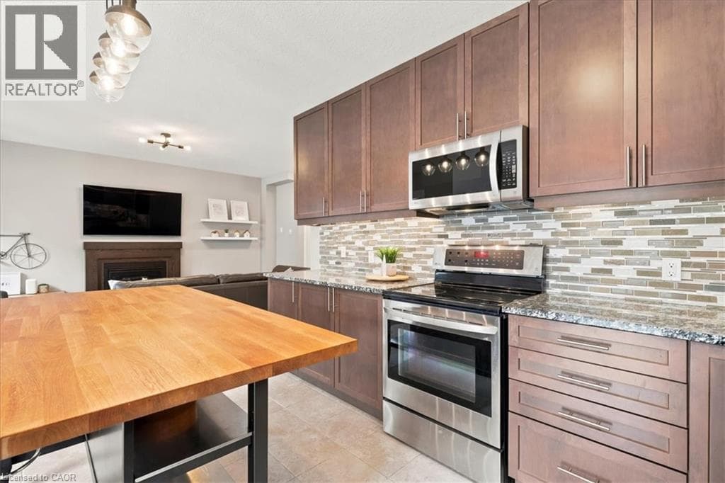 Detached for sale at 921 EDEN OAK Court, Grand River South, Kitchener, Ontario, photo 17