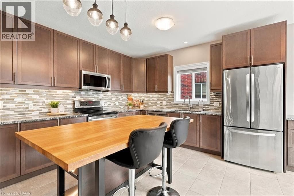 Detached for sale at 921 EDEN OAK Court, Grand River South, Kitchener, Ontario, photo 14