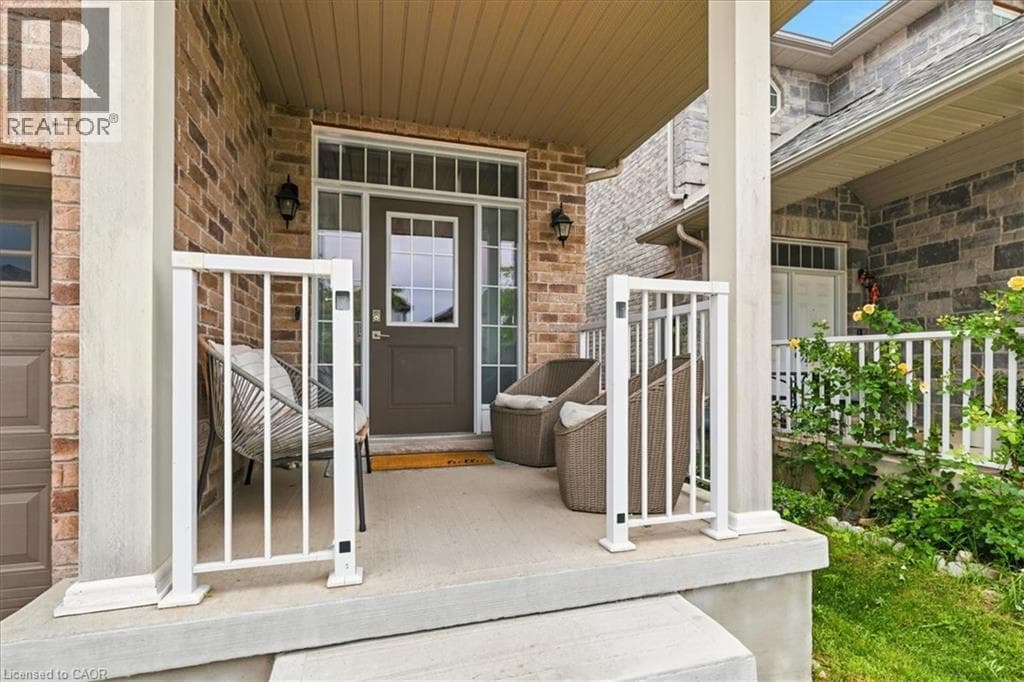 Detached for sale at 921 EDEN OAK Court, Grand River South, Kitchener, Ontario, photo 4