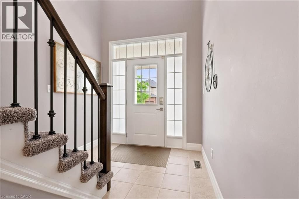Detached for sale at 921 EDEN OAK Court, Grand River South, Kitchener, Ontario, photo 5