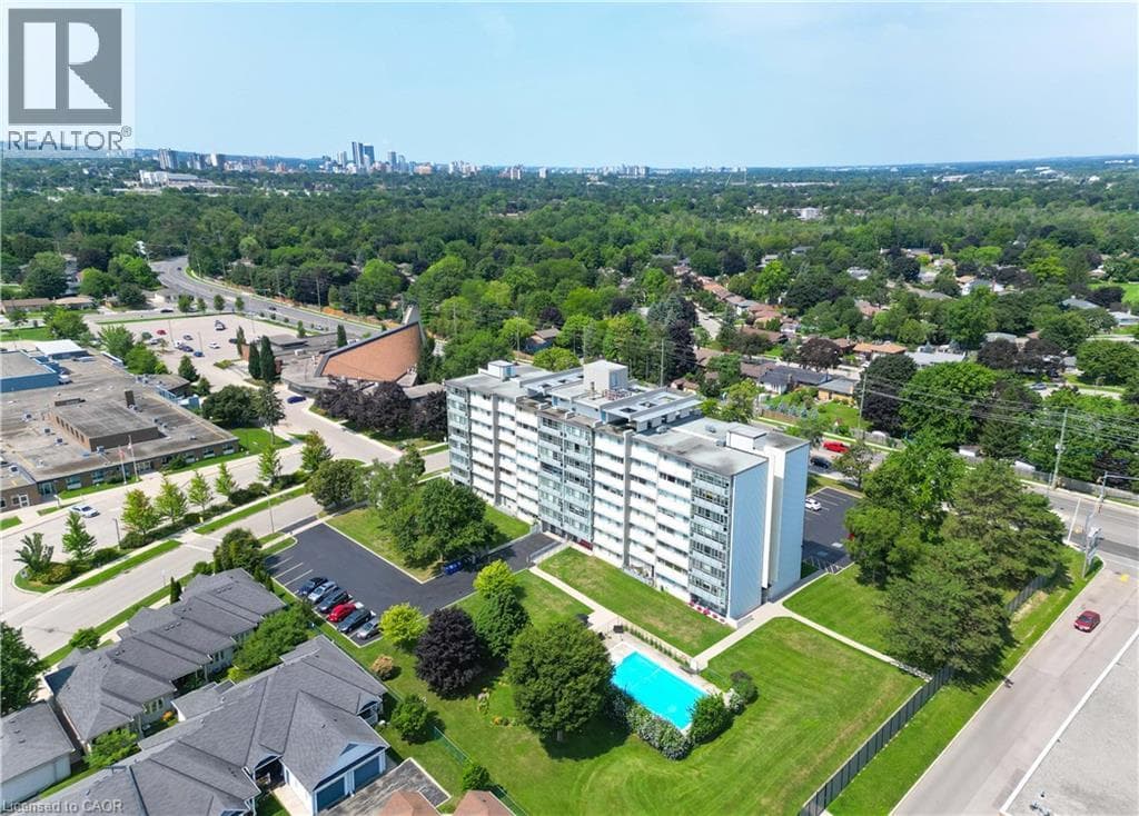 Apartment for sale at 24 MIDLAND Drive Unit# 403, Stanley Park, Kitchener, Ontario, photo 2