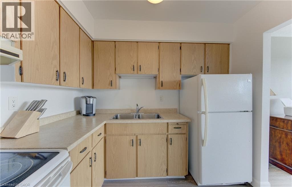 Apartment for sale at 24 MIDLAND Drive Unit# 403, Stanley Park, Kitchener, Ontario, photo 9
