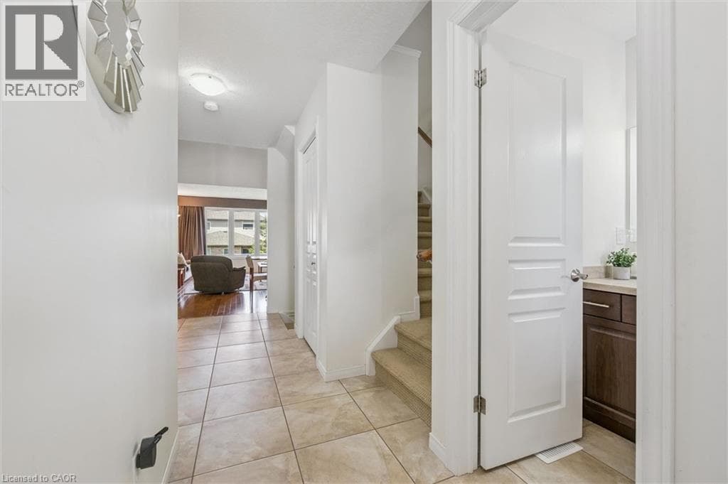 Townhouse for sale at 31 TOWNSEND Drive Unit# 70, Breslau, Woolwich, Ontario, photo 6