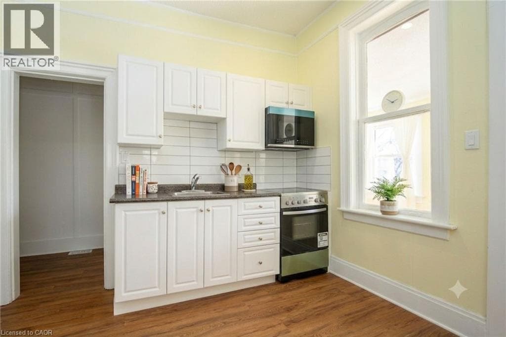 Multi-family for sale at 10 SHANLEY Street, Midtown, Kitchener, Ontario, photo 17
