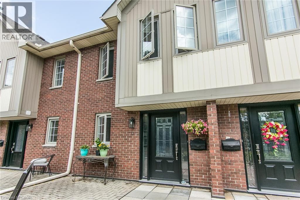 Townhouse for sale at 28 AHRENS Street W Unit# D, Civic Centre, Kitchener, Ontario, photo 7