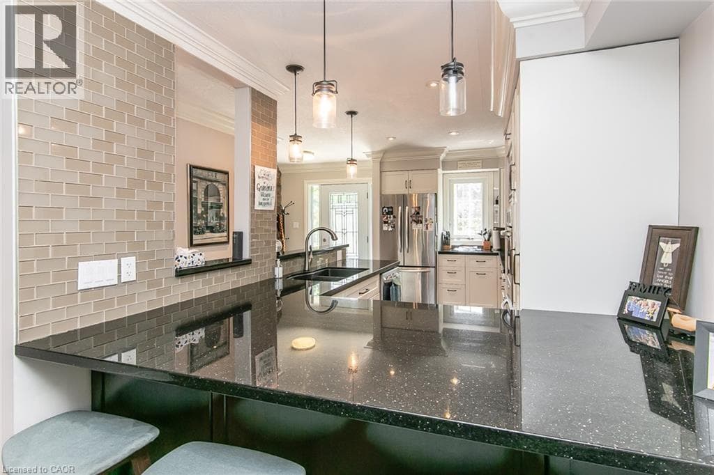 Townhouse for sale at 28 AHRENS Street W Unit# D, Civic Centre, Kitchener, Ontario, photo 17